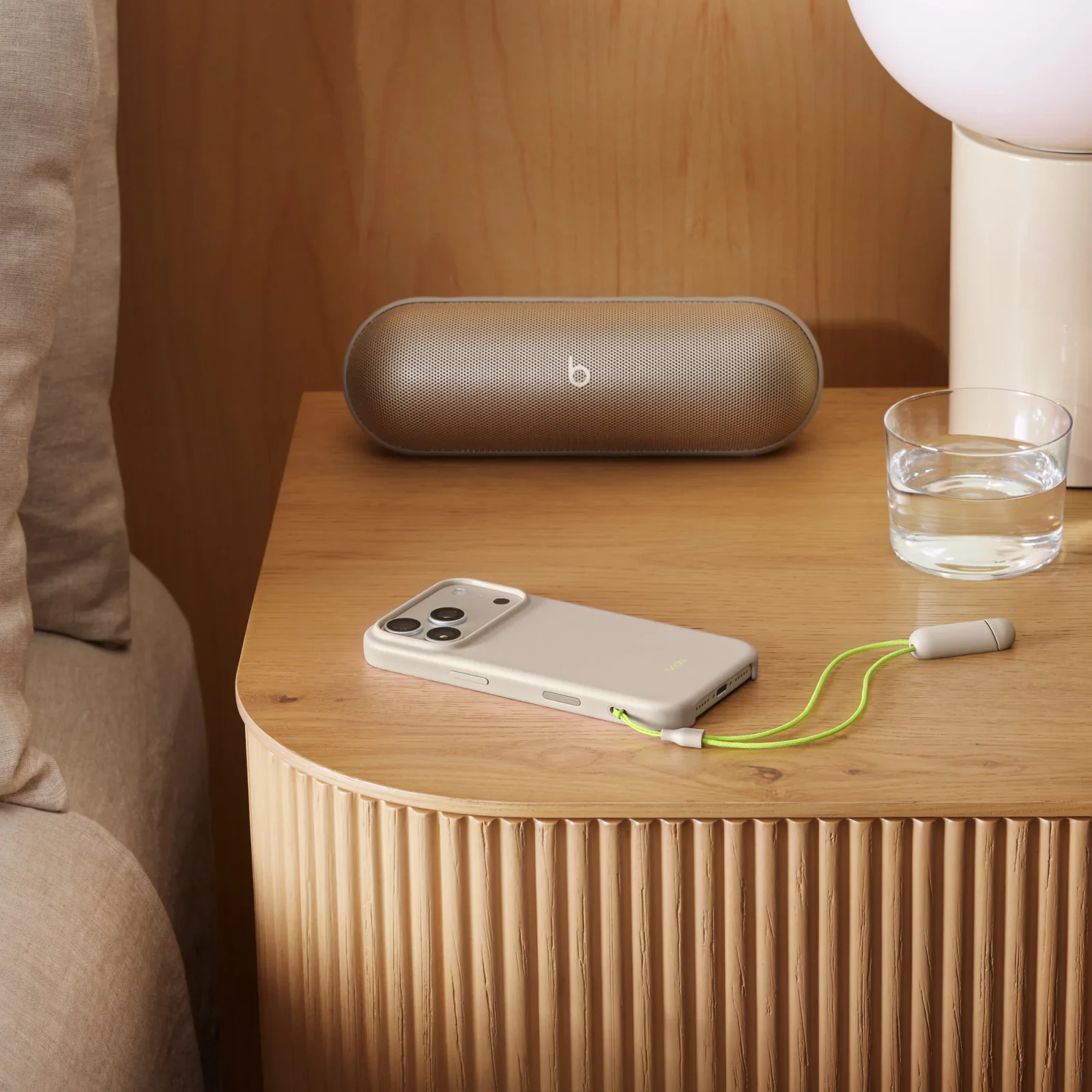 Capa Beats Kickstand iPhone 17 Pro Cinza - Image 2